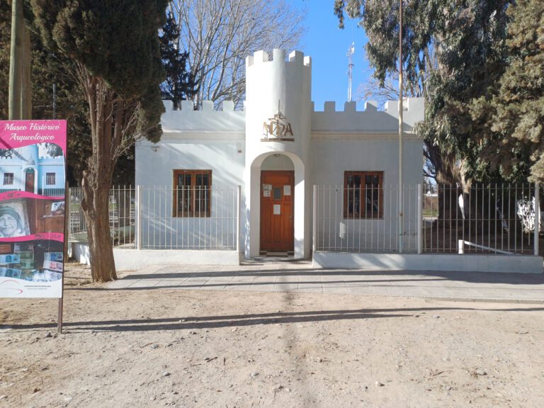 museo-historico-arqueologico-senillosa1
